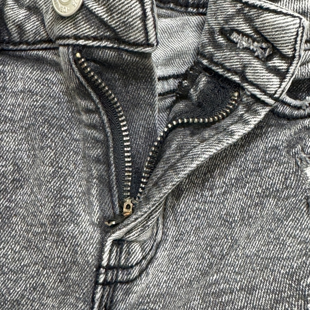 Zara Gray Denim Pants - Picture 3 of 5